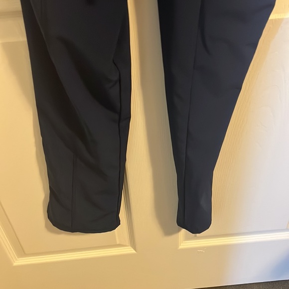 Scrubs pants extra small 90% polyester 10% spandex no fading no tears no stains - Picture 2 of 4